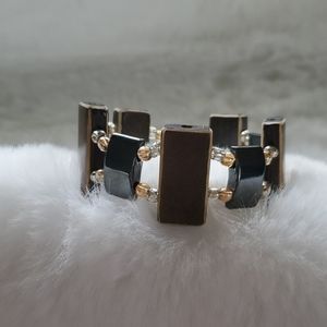 Artisan made wood/semi-precious bracelet 7" -